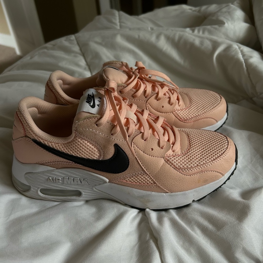 Pink Nike air maxes